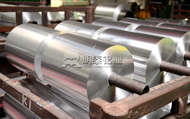 鋰電池用鋁箔性能特點及質量要求 鋰電池用鋁箔性能特點及質量要求