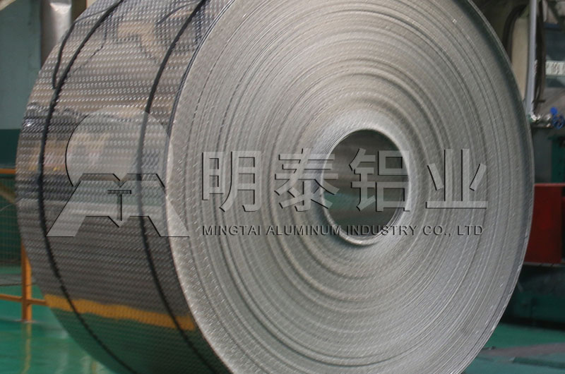 3條筋花紋鋁板價格多少_消防車防滑板花紋鋁板規格 3條筋花紋鋁板價格多少_消防車防滑板花紋鋁板規格