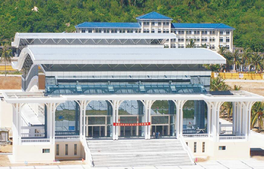 某部國防大禮堂（含大型建筑幕墻、鋼結構工程）.jpg